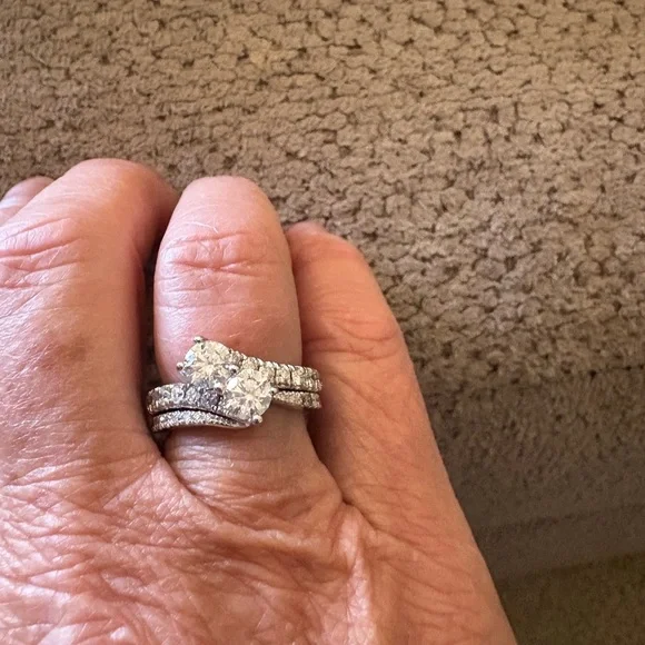 Ever Us Elegant Silver Women's Ring - Picture 3 of 8